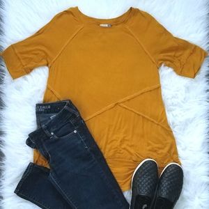 DONATING SOON Yarn & Sea • Top